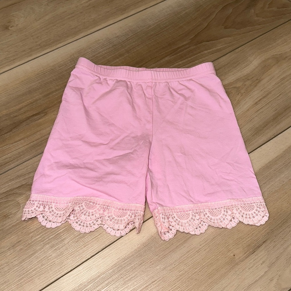 EUC Girls Pink Lace Trim Stretch Shorts Size 8 Adorable Essentials Boutique